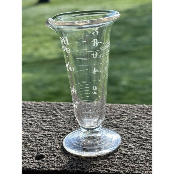 Whitall Tatum Glass Beaker SCIENCE LAB Apothecary Measure Etch Type Ill A-2 Vtg - Picture 5 of 10